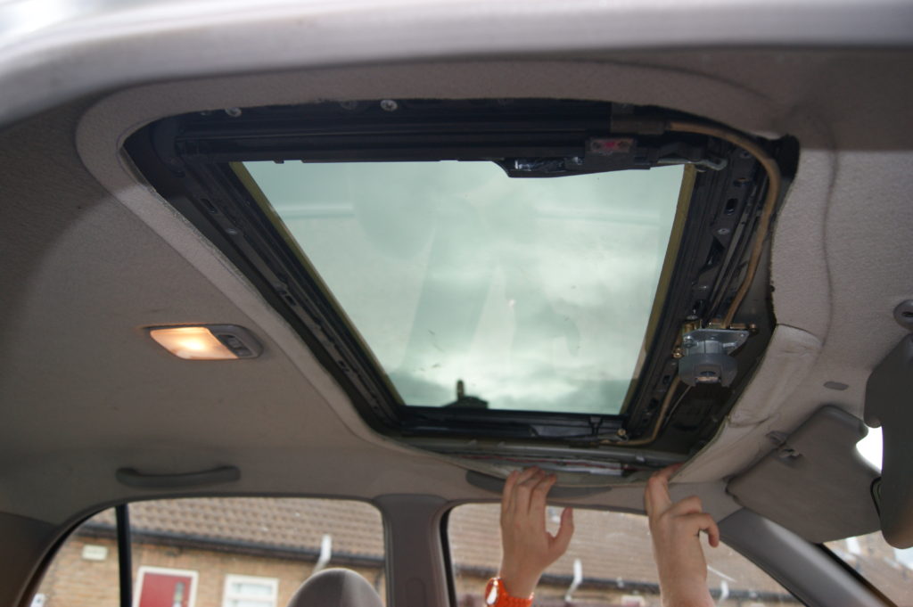 Panoramic Sunroof & Moonroof Repair Replacement Auto Glass Express