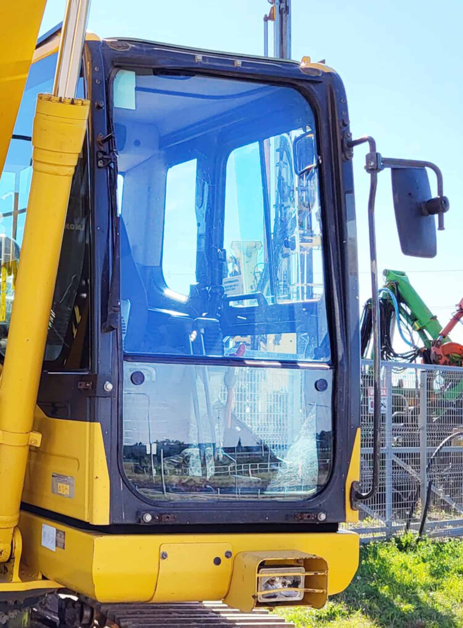 Heavy Equipment Glass Replacement